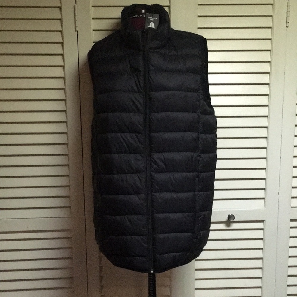 Men’s packable vest